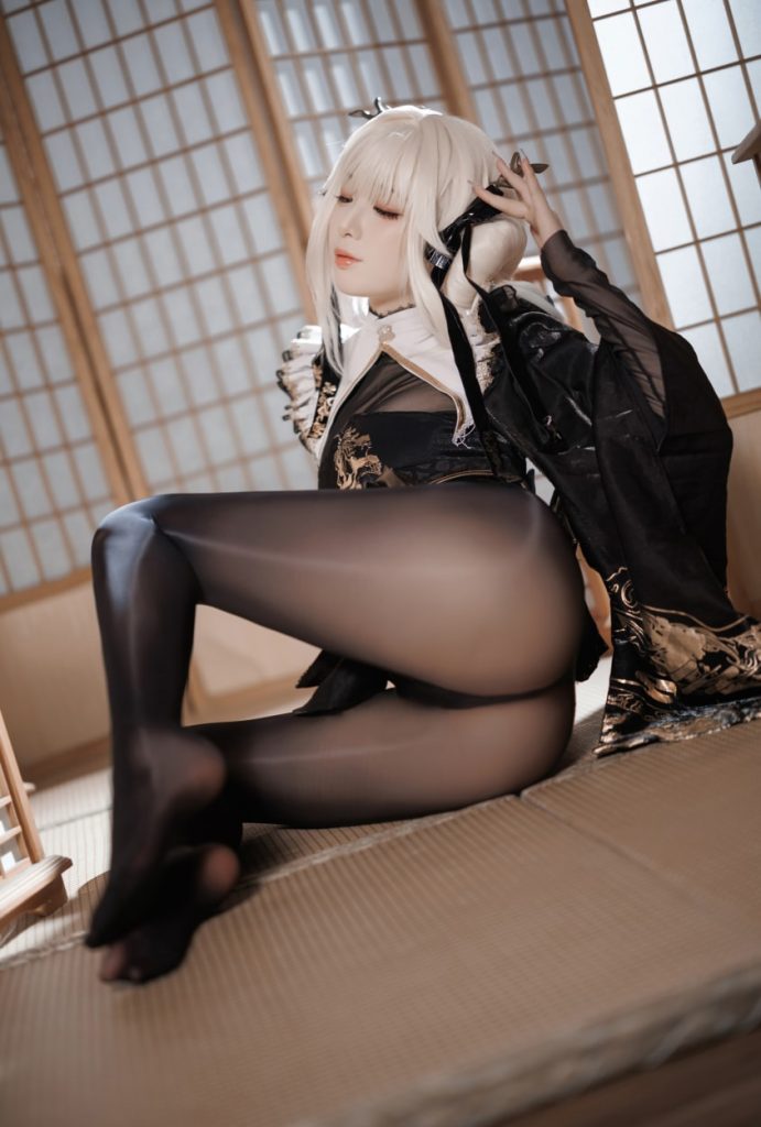 图片[1]-封疆疆v NO.54 NIKKE 白兔布兰儿 和服[40P-481MB]-喵咪社