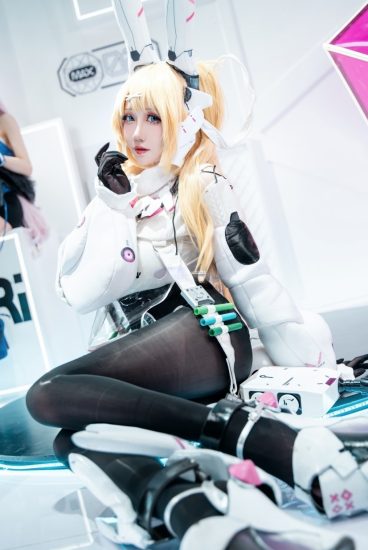 焖焖碳 NO.037 交错战线莉普斯COS [18P-36MB]-喵咪社